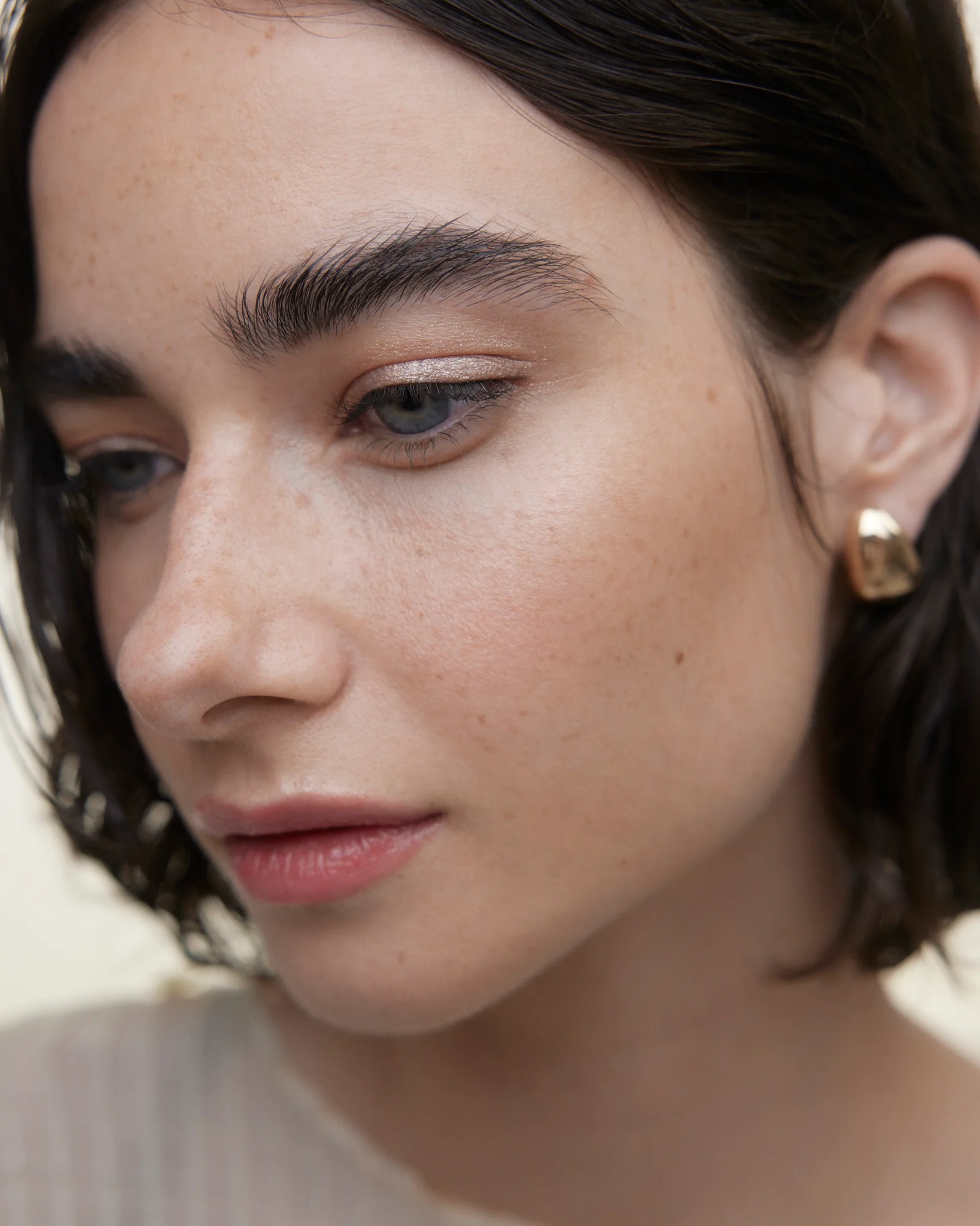 La Lumière Liquid Eyeshadow - Image 5