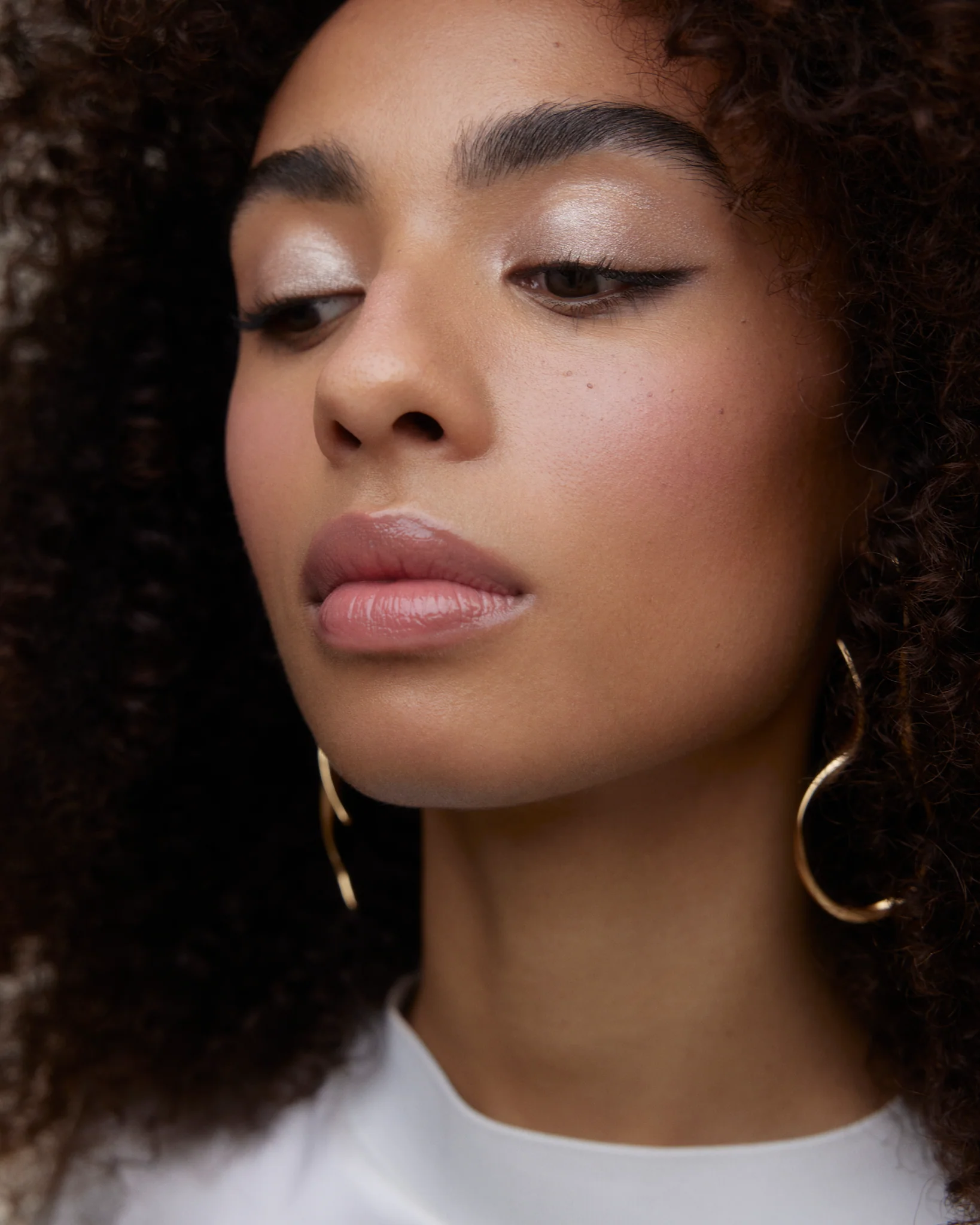 La Lumière Liquid Eyeshadow - Image 3