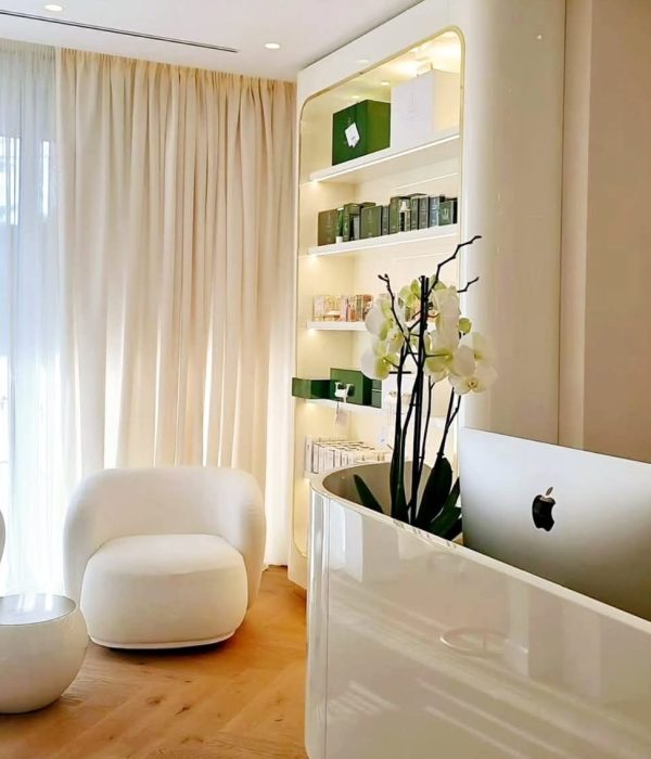 0f438bbe-8b15-4130-b5ed-e36da502483b (1)